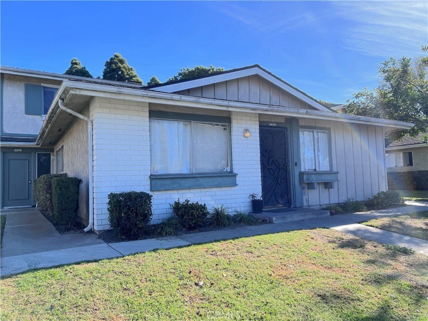 Opportunity Awaits! This charming 2-bedroom, 1-bath condo offers - Beach Condo for sale in Port Hueneme, California on Beachhouse.com