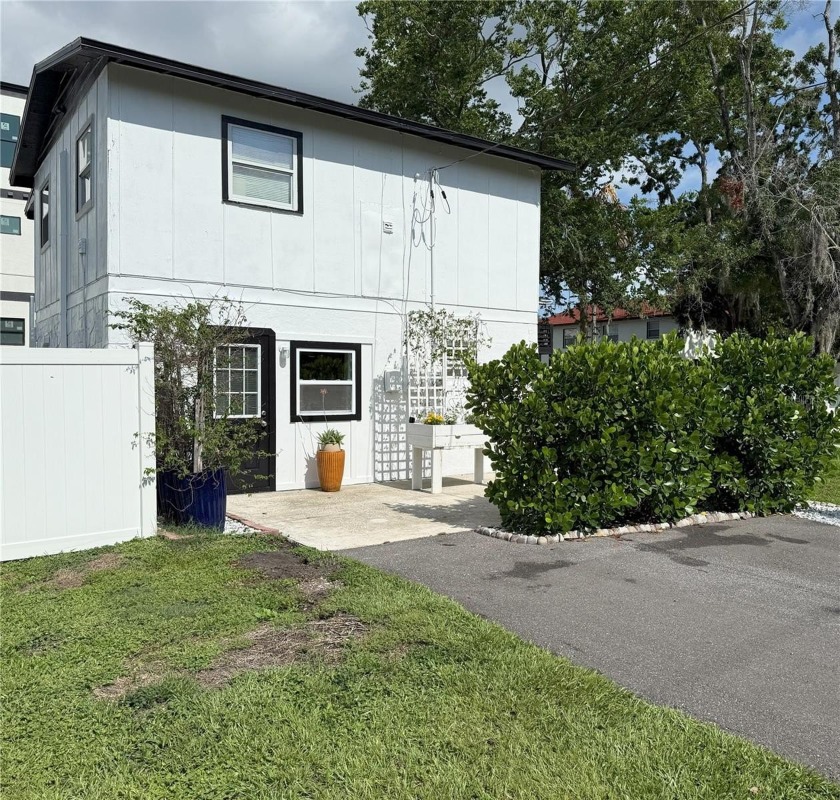 Modern meets cozy in this 2-bed, 1.5-bath move-in ready home - Beach Home for sale in Tampa, Florida on Beachhouse.com