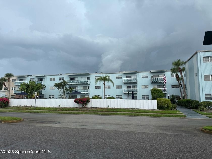 Just blocks from the beach, this ground-floor condo in the heart - Beach Condo for sale in Cape Canaveral, Florida on Beachhouse.com