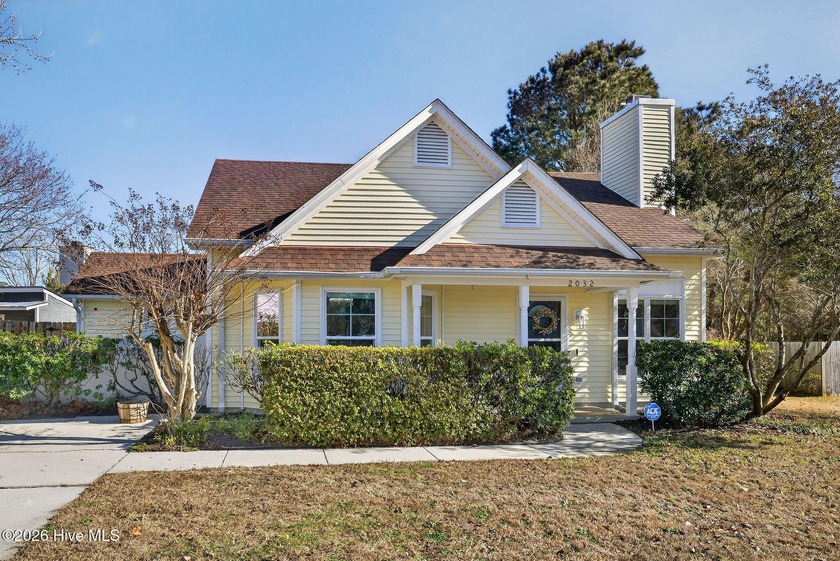 Discover this beautifully updated 3-bedroom, 2-bathroom - Beach Home for sale in Wilmington, North Carolina on Beachhouse.com