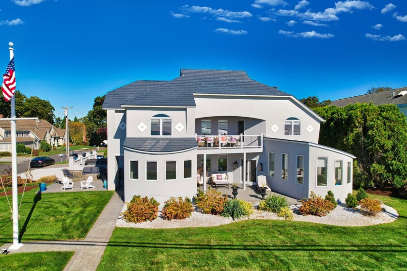 Welcome to your dream home! This stunning colonial with - Beach Home for sale in Old Saybrook, Connecticut on Beachhouse.com