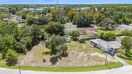 Welcome to a rare DOUBLE LOT opportunity to own two adjoining - Beach Lot for sale in Hudson, Florida on Beachhouse.com