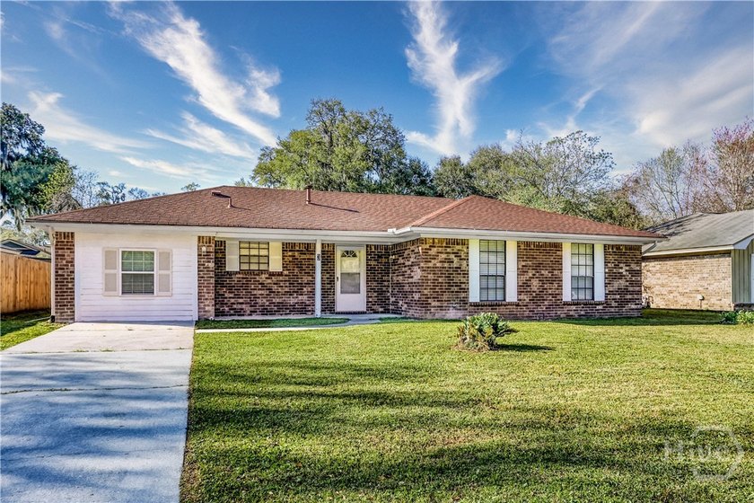 Welcome to 3 Mulberry Court-single-story living at its best - Beach Home for sale in Savannah, Georgia on Beachhouse.com