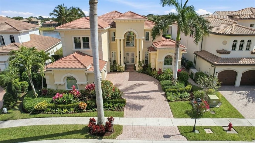Exquisite Premium Lakeside Masterpiece: Unparalleled Luxury in - Beach Home for sale in Boca Raton, Florida on Beachhouse.com