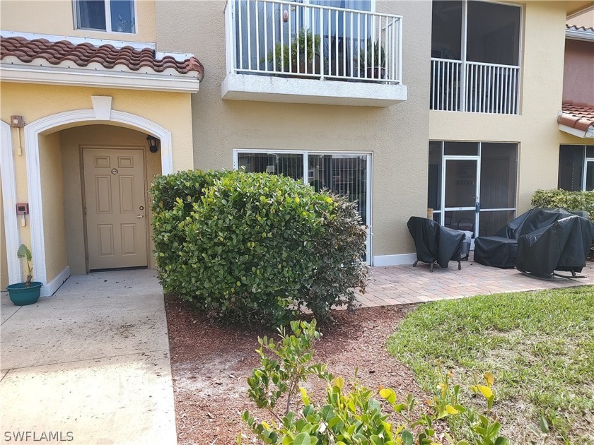 Selling this condo TURNKEY...just bring your toothbrush! And - Beach Condo for sale in Fort Myers, Florida on Beachhouse.com