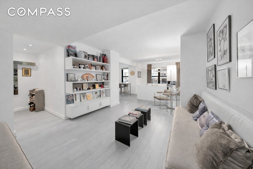 Welcome to this beautiful, true 3-bedroom, 3-bathroom apartment - Beach Condo for sale in New York, New York on Beachhouse.com