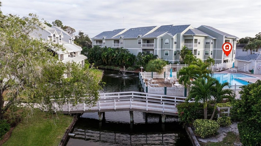 One or more photo(s) has been virtually staged. PRICE - Beach Condo for sale in St. Petersburg, Florida on Beachhouse.com