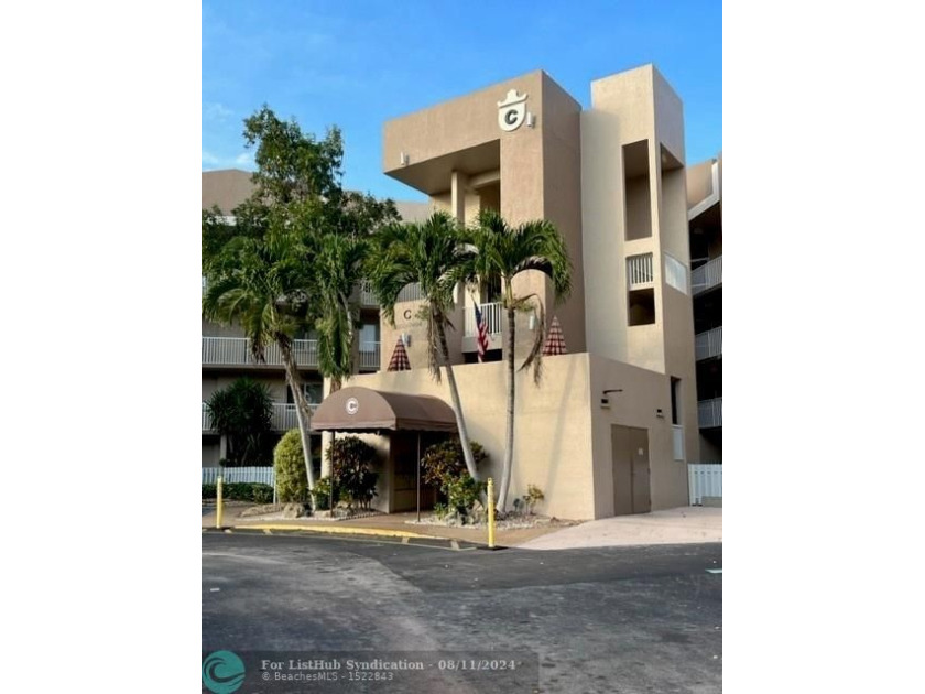 Great unit available in the quiet community of Trent, Kings - Beach Condo for sale in Tamarac, Florida on Beachhouse.com