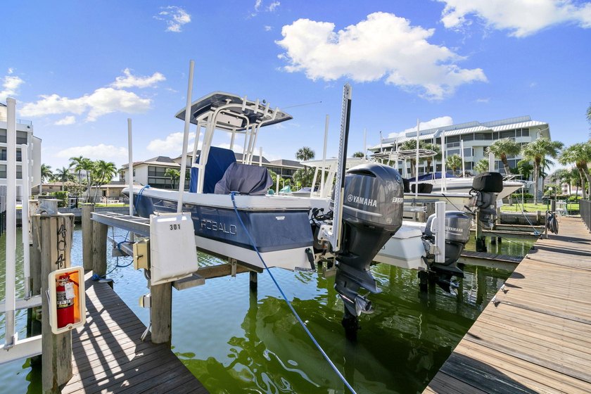 Welcome to your boating oasis at Pelican Perch! This charming - Beach Condo for sale in Marco Island, Florida on Beachhouse.com