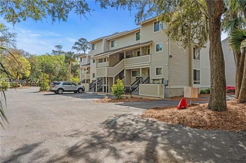 Beautifully Updated 2BR/2.5BA Tanglewood Townhome - Close to the - Beach Condo for sale in Hilton Head Island, South Carolina on Beachhouse.com