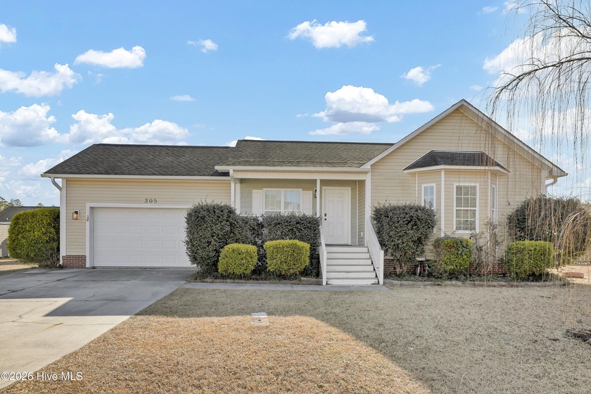 Enjoy easy one floor living just minutes from the beach. Located - Beach Home for sale in Holly Ridge, North Carolina on Beachhouse.com