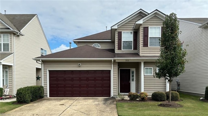 Welcome to this well-kept 4-bedroom, 2.5-bathroom home! Eat-in - Beach Home for sale in Chesapeake, Virginia on Beachhouse.com