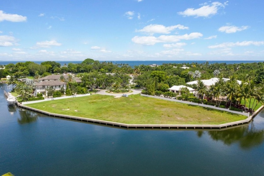 World renowned Gables Estates 1+ acre, prime waterfront lot now - Beach Lot for sale in Coral Gables, Florida on Beachhouse.com