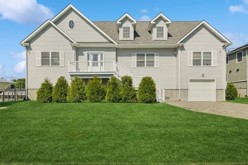 Stunning Raised Waterfront Home with Endless Potential!

Welcome - Beach Home for sale in Massapequa, New York on Beachhouse.com