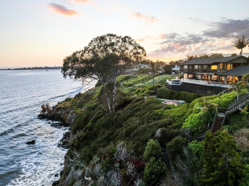 Expansive ocean, island views! Perched atop dramatic bluffs - Beach Home for sale in Santa Barbara, California on Beachhouse.com