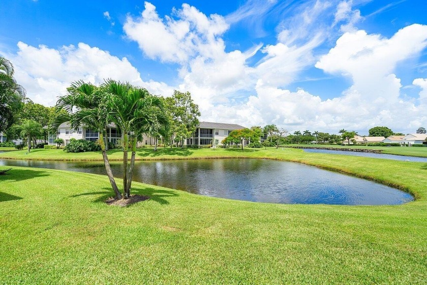 Gorgeous ground-level condo boasting picturesque panoramic lake - Beach Condo for sale in Boca Raton, Florida on Beachhouse.com