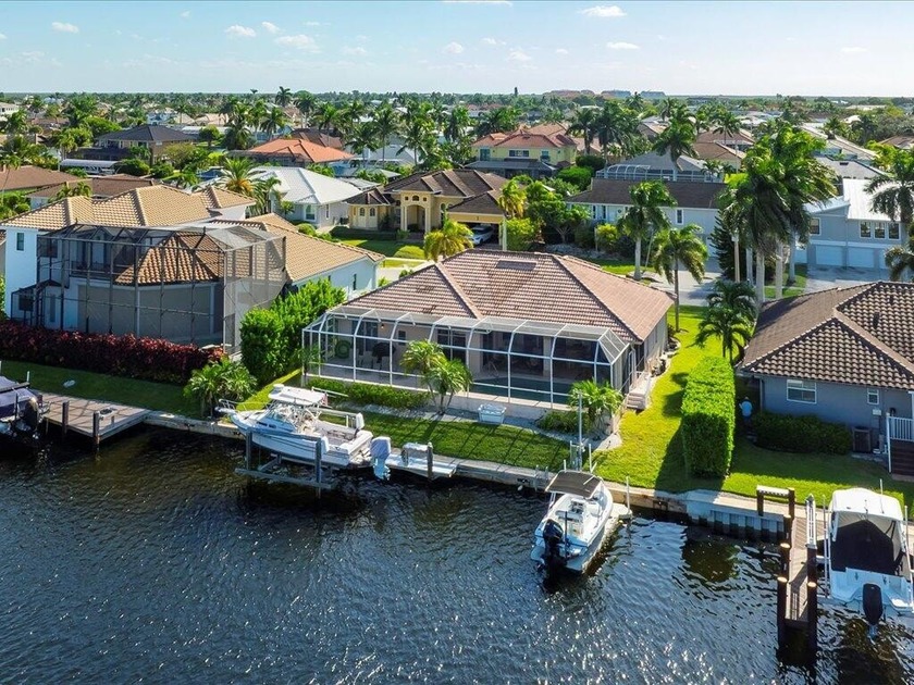 Waterfront opportunity for those that recognize value! West - Beach Home for sale in Marco Island, Florida on Beachhouse.com