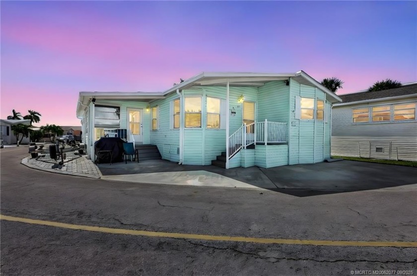 Welcome to Paradise! Rarely available, this nearly 1,400 sq. ft - Beach Home for sale in Jensen Beach, Florida on Beachhouse.com