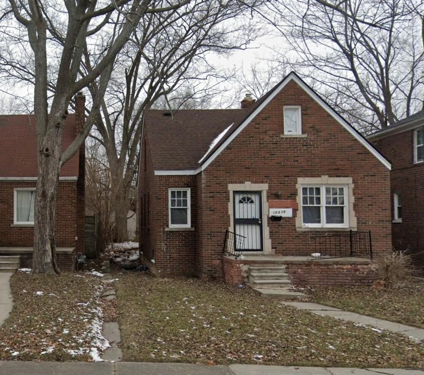 Great investment property. Four bedroom brick bungalow. SOLD - Beach Home for sale in Detroit, Michigan on Beachhouse.com