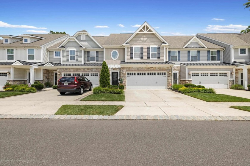 Beautifully upgraded and well maintained townhome located in the - Beach Townhome/Townhouse for sale in Cape May Court House, New Jersey on Beachhouse.com
