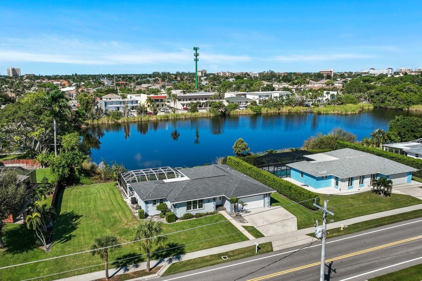 VIRTUALLY EVERY PART OF THIS HOME HAS BEEN REDONE OR UPGRATED-- - Beach Home for sale in Marco Island, Florida on Beachhouse.com