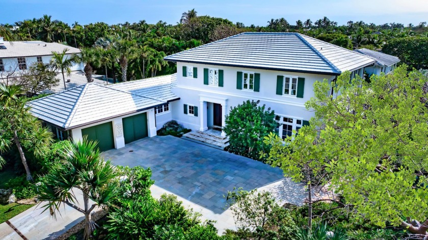 Welcome to 1333 N Lake Way & 250 Angler Ave, an exceptional - Beach Home for sale in Palm Beach, Florida on Beachhouse.com