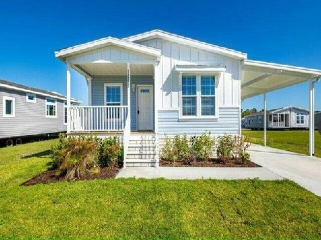 Now available, come see this fantastic home today! No rent until - Beach Home for sale in Largo, Florida on Beachhouse.com