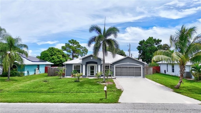 A true value located in a great location of Port St. Lucie with - Beach Home for sale in Port Saint Lucie, Florida on Beachhouse.com