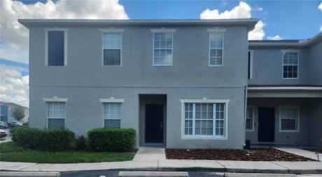 Priced reduced!  This immaculately maintained 2-bedroom 2.5 bath - Beach Townhome/Townhouse for sale in Gibsonton, Florida on Beachhouse.com