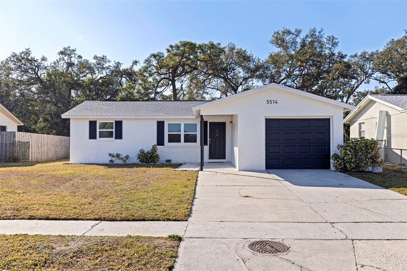 Welcome to this charming BLOCK 3-bedroom, 1-bathroom home - Beach Home for sale in Clearwater, Florida on Beachhouse.com