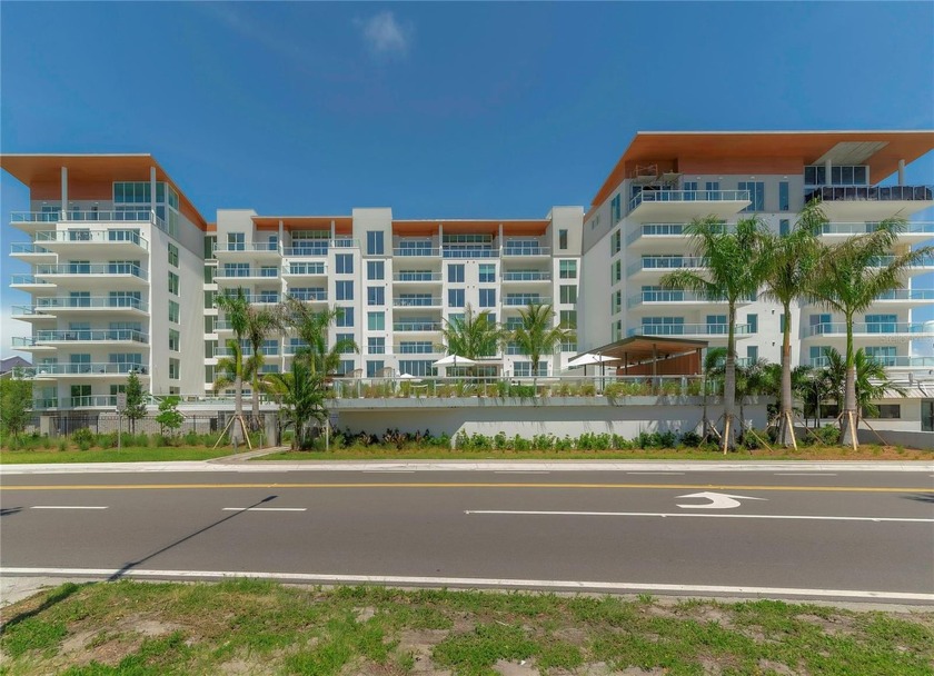 Welcome to your new home in sunny Clearwater, Florida. Serena by - Beach Condo for sale in Clearwater, Florida on Beachhouse.com