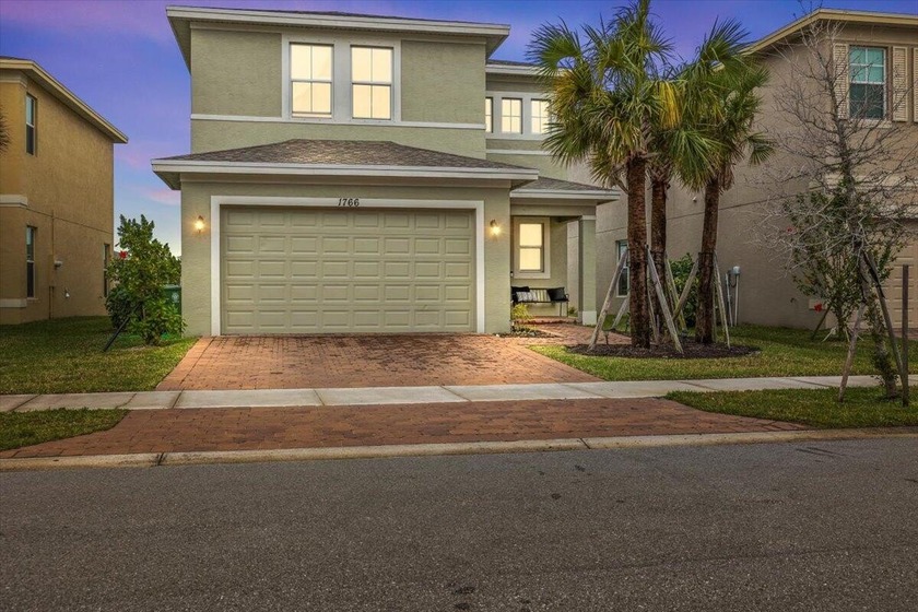 Located in a charming Port St. Lucie neighborhood, this - Beach Home for sale in Port Saint Lucie, Florida on Beachhouse.com