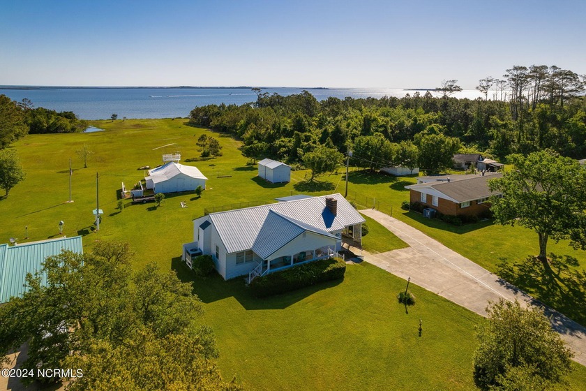 One of a kind! 2.6 acres with 200' of waterfront. Land is - Beach Home for sale in Cedar Island, North Carolina on Beachhouse.com