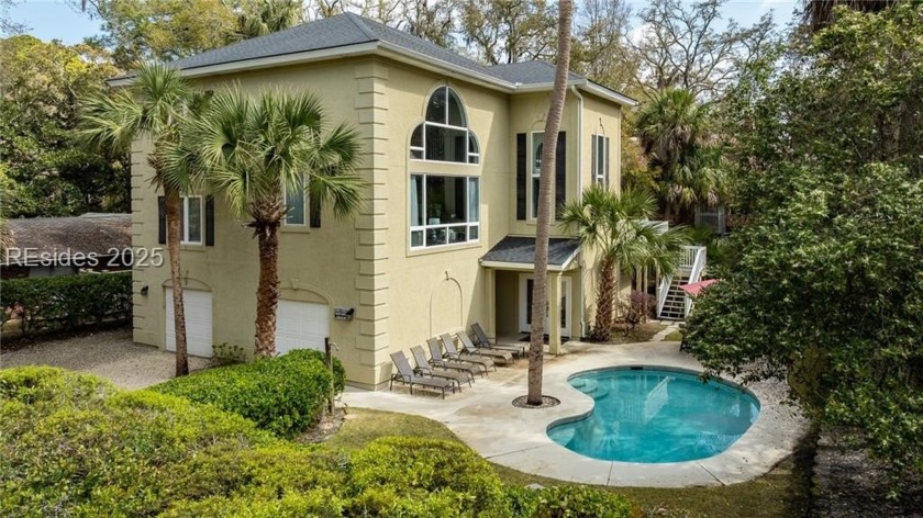 Just 4 rows from the ocean, this 5-bed, 4-bath home in Forest - Beach Home for sale in Hilton Head Island, South Carolina on Beachhouse.com