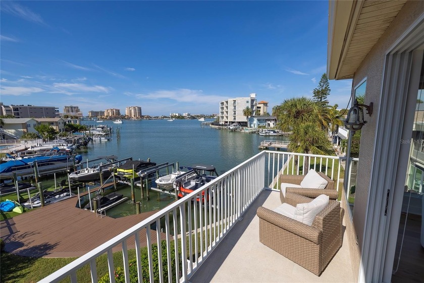 Yes, it has a DEEDED boat slip (and a 10,000lb remote-controlled - Beach Townhome/Townhouse for sale in Clearwater Beach, Florida on Beachhouse.com