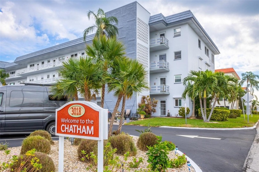 Under contract-accepting backup offers. NEW PRICE AND OWNER IS - Beach Condo for sale in Gulfport, Florida on Beachhouse.com