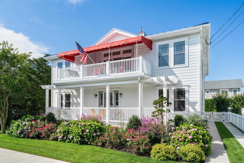 Backyard Oasis and Elevated Coastal Luxury in the Heart of Stone - Beach Home for sale in Stone Harbor, New Jersey on Beachhouse.com