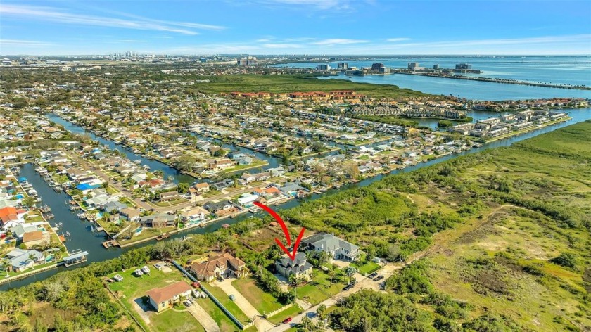 Under contract-accepting backup offers. If you love nature and - Beach Home for sale in Tampa, Florida on Beachhouse.com