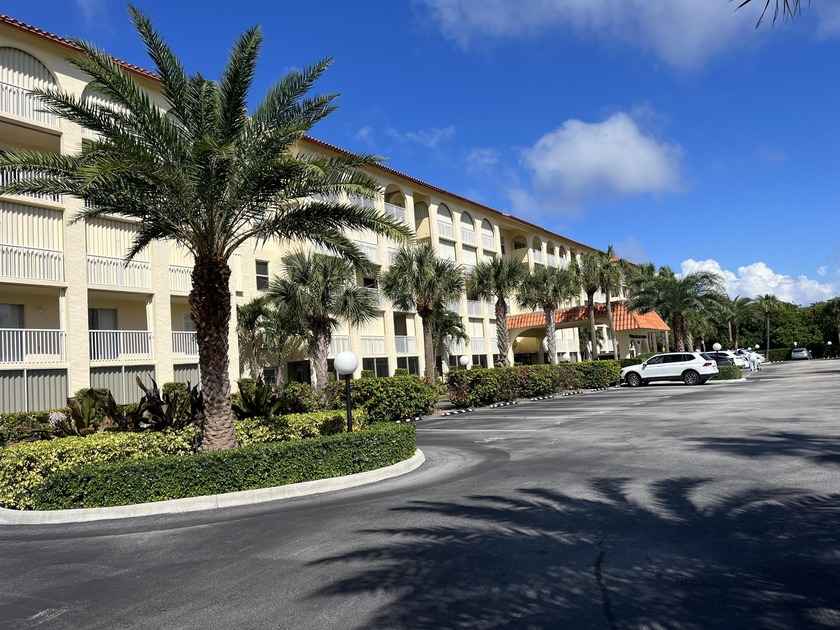 VERY SOUGHT AFTER SPACIOUS 3 BEDROOM APARTMENT IN THE MOST - Beach Condo for sale in Boca Raton, Florida on Beachhouse.com