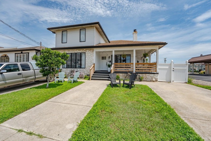 This 5-bedroom, 3.5-bath home offers an impressive amount of - Beach Home for sale in North Wildwood, New Jersey on Beachhouse.com