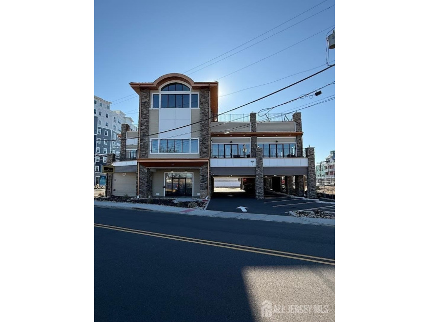 Prime turnkey restaurant opportunity in Keansburg, located - Beach Commercial for sale in Keansburg, New Jersey on Beachhouse.com