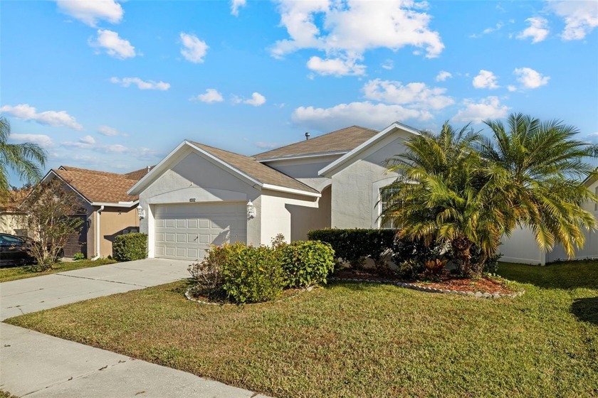 Low HOA and NO CDD Fees, Beautiful Pond-View Home in Cross Creek - Beach Home for sale in Tampa, Florida on Beachhouse.com