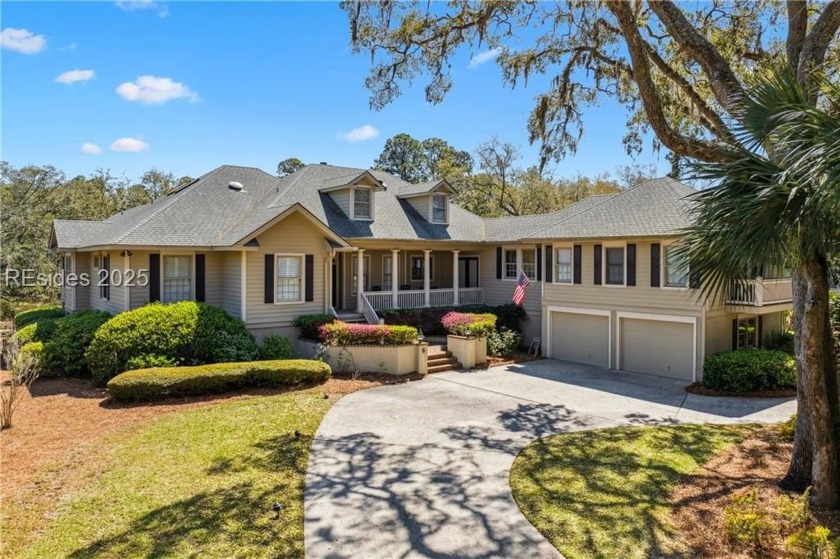 This rarely available large luxury property is located in the - Beach Home for sale in Hilton Head Island, South Carolina on Beachhouse.com