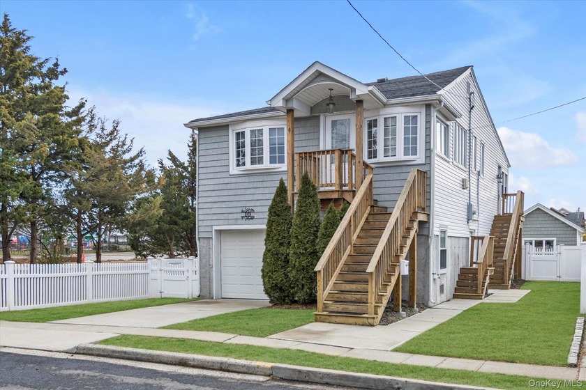 Beautifully Renovated Home at the End of a Dead-End Street in - Beach Home for sale in East Rockaway, New York on Beachhouse.com