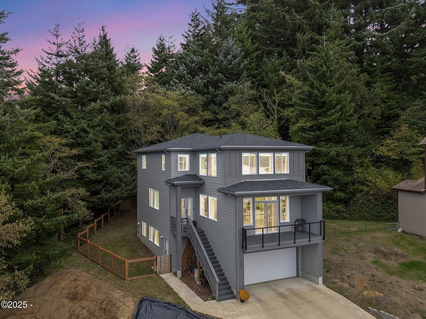 Modern Coastal Home with Income Potential and Beautiful Bay - Beach Home for sale in Newport, Oregon on Beachhouse.com