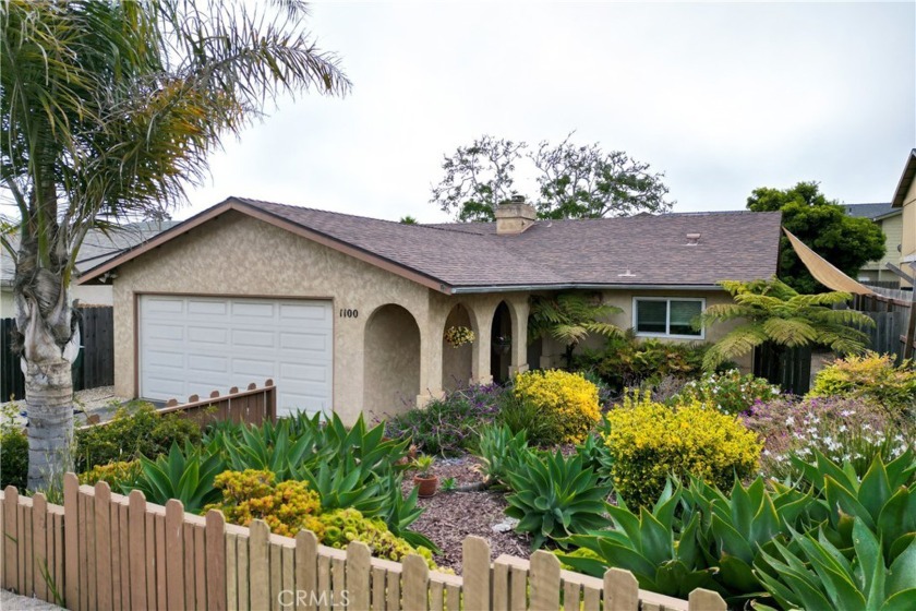 This charming 3-bedroom, 2-bath home, approximately 1,282 sq ft - Beach Home for sale in Oceano, California on Beachhouse.com