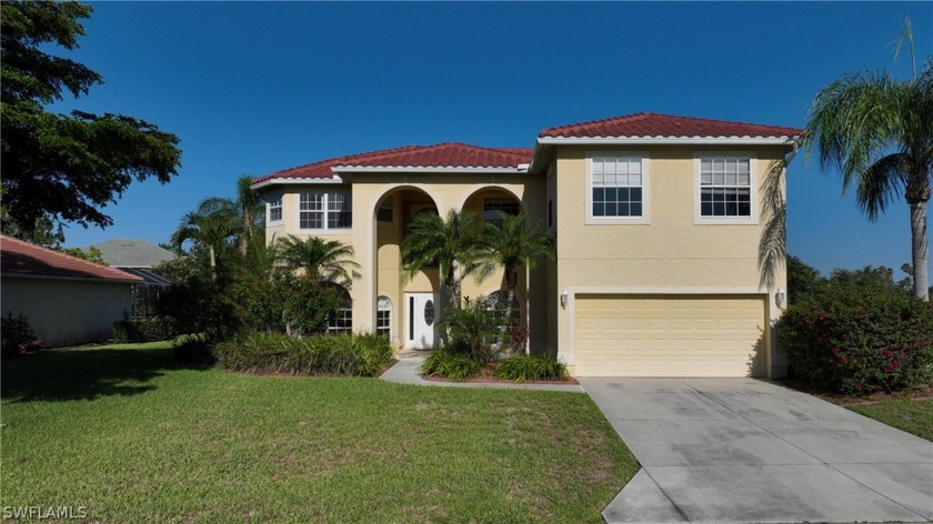 Move right in and enjoy SWFL living in this two-story home in - Beach Home for sale in Lehigh Acres, Florida on Beachhouse.com