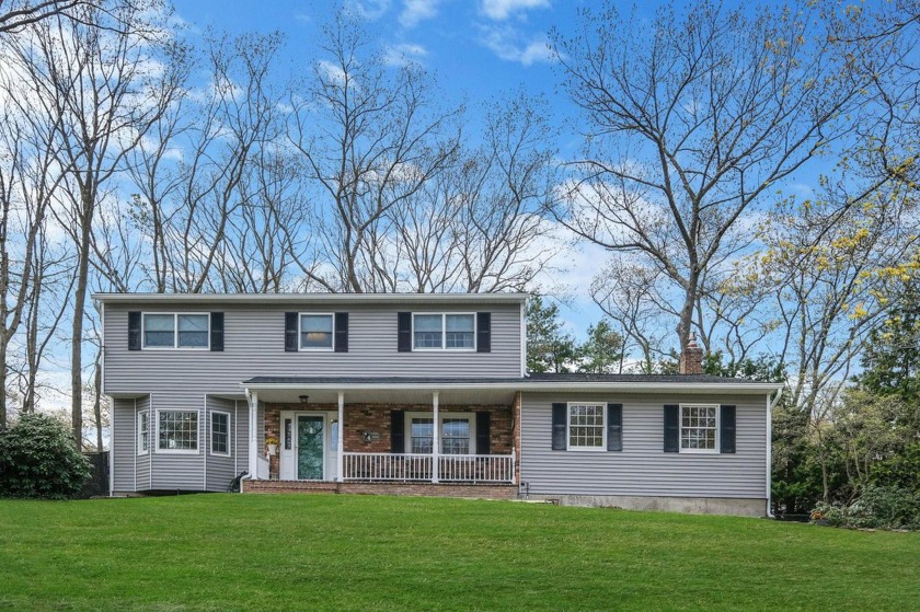 Cul-de-sac living is within your reach! Magnificent custom built - Beach Home for sale in Rocky Point, New York on Beachhouse.com
