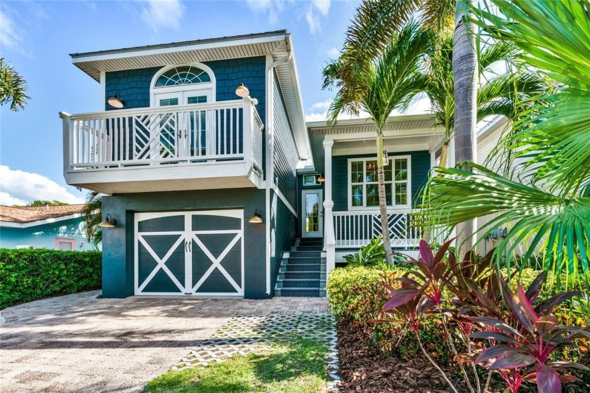 Welcome to Casa Azul -- a luxurious 3-bedroom, 3-bath beach - Beach Home for sale in Holmes Beach, Florida on Beachhouse.com