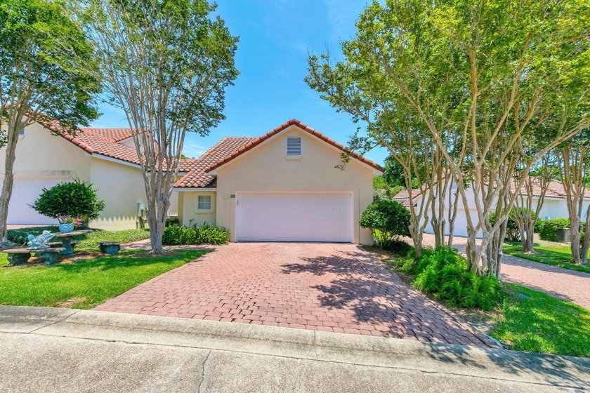 Welcome to 69 Sierra Dunes, a home that epitomizes beach life on - Beach Home for sale in Destin, Florida on Beachhouse.com